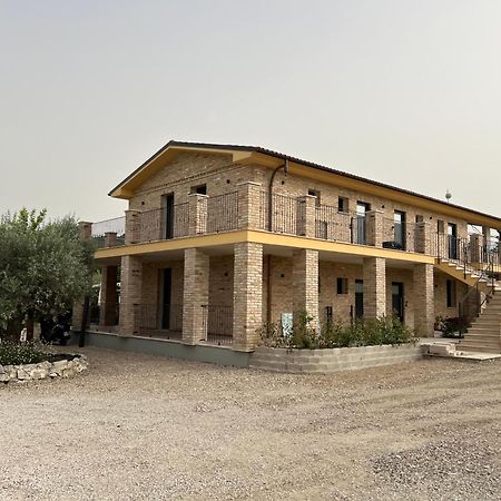 Ll Crinale Village Colli del Tronto Buitenkant foto